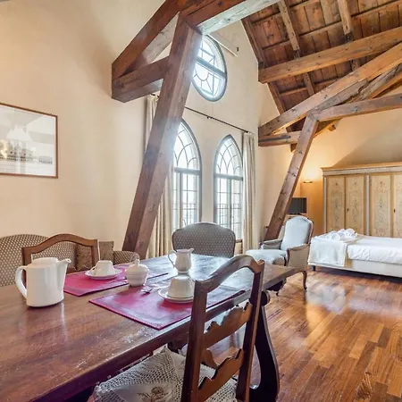 Molino Stucky Apartment *