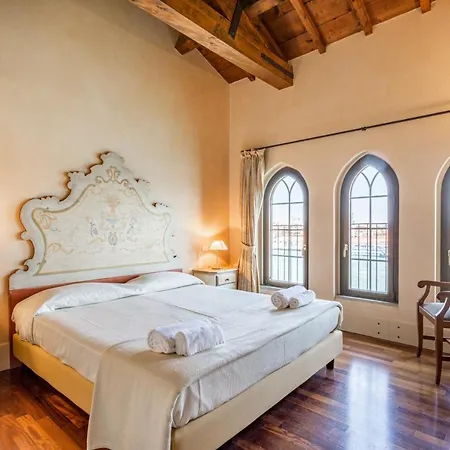 Molino Stucky Apartment *