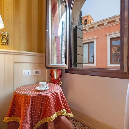 Hotel Bella 4*