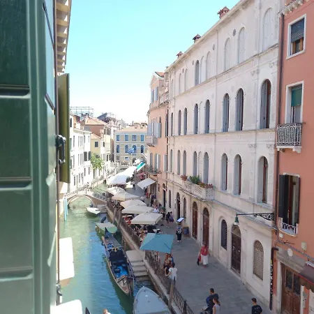 Residenza De L'osmarin Affittacamere Venezia