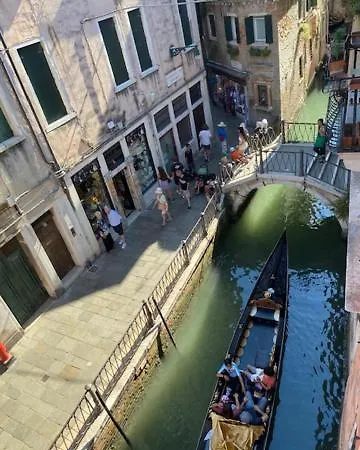 Affittacamere Residenza De L'osmarin Venezia