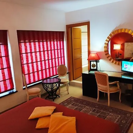 Guest house Feel Airport Venice