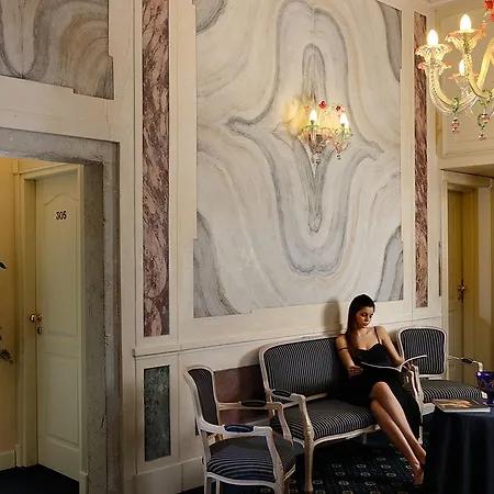 Ξενοδοχείο Duodo Palace 4*
