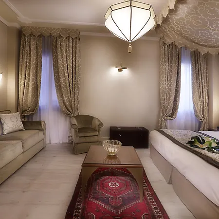 Ai Mori D'oriente Hotel