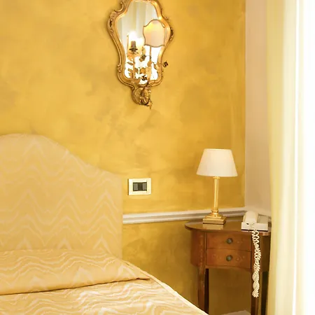 Pantalon Hotel Veneza