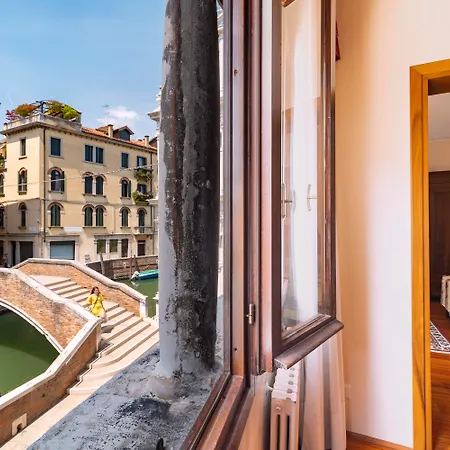 Guest house Palazzo Schiavoni Residenza D'epoca & Suite-apartments Venice