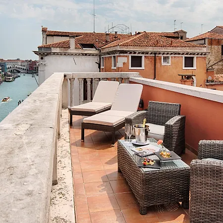 Palazzo Barocci 4*