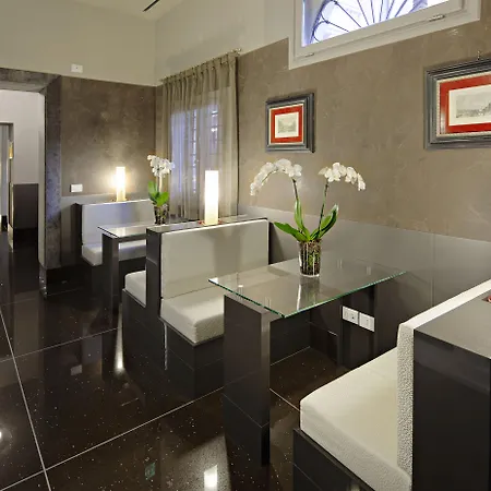 Отель Palazzo Barocci 4*