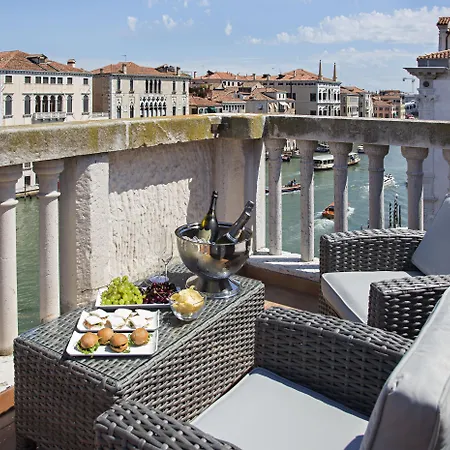 Palazzo Barocci Отель Венеция