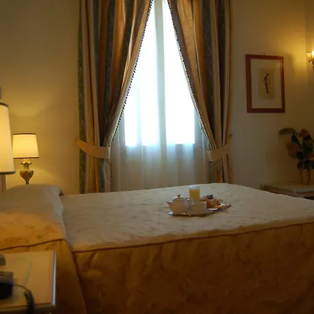 Hotel Laguna