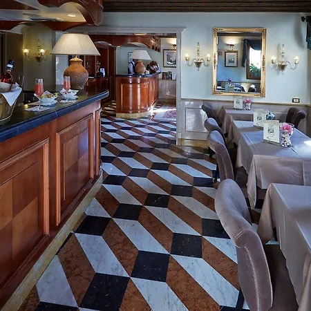 Antiche Figure Hotel Venezia