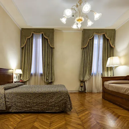 Hotel Dell'opera 3*