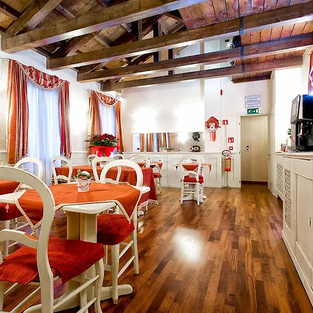 Guest house Ca' San Polo 3*