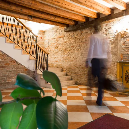 Pensión Palazzo Guardi Venecia