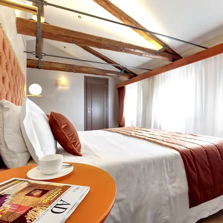 Hotel Dona Palace