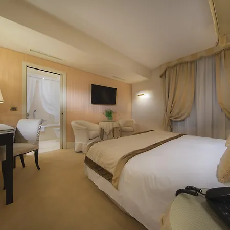 Hotel A La Commedia