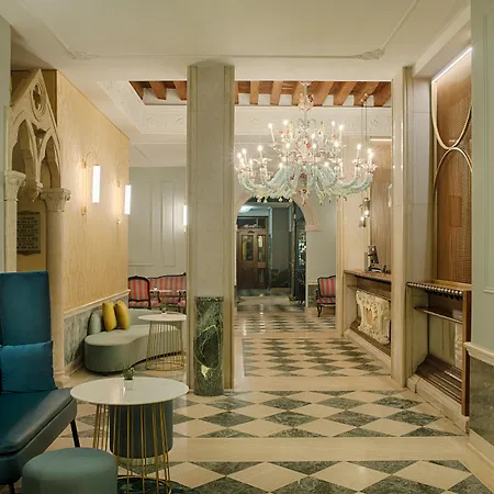 Nh Santa Lucia البندقية