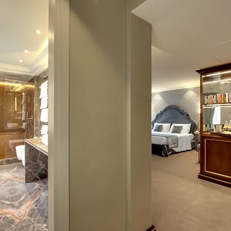 Dona Palace 4* Benátky
