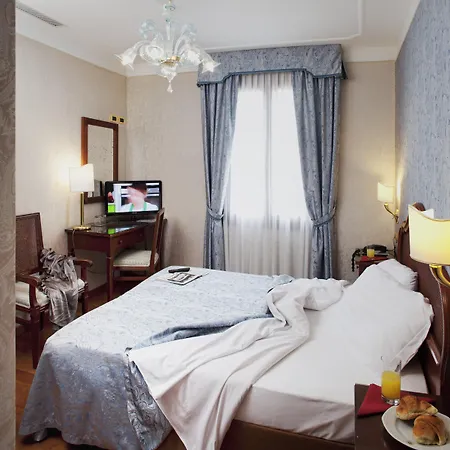 Hotel Ca' D'oro - Wenice Deep Culture 3*