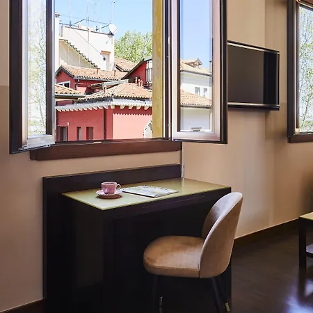 Hotel Indigo - Sant'elena By Ihg Venezia
