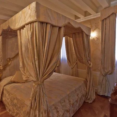 Canal Grande Hotel