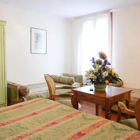 Hotel San Zulian 3*