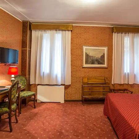 Hotel La Fenice Et Des Artistes