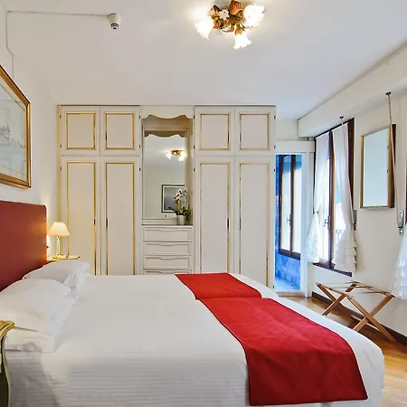 Hotel La Fenice Et Des Artistes