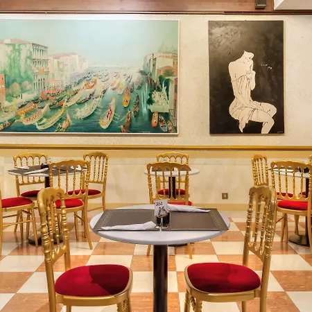 La Fenice Et Des Artistes 3* Venetië