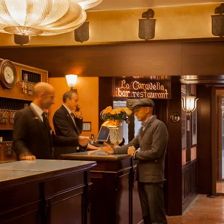 Hotel Saturnia & International