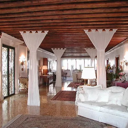 Bed & Breakfast At A Palazzo