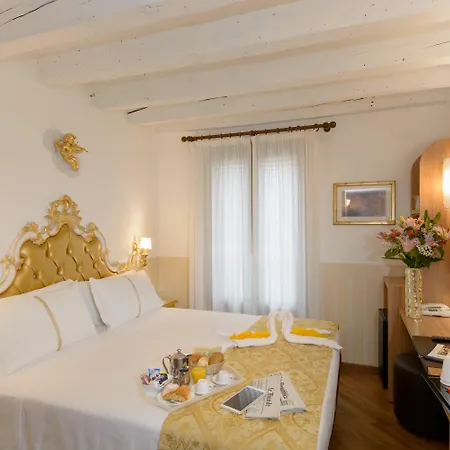 Unahotels Ala Venezia-adults 16 Venice