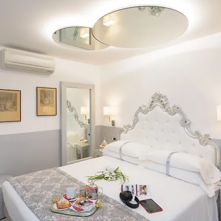 Unahotels Ala Venezia-adults 16 3* Venice