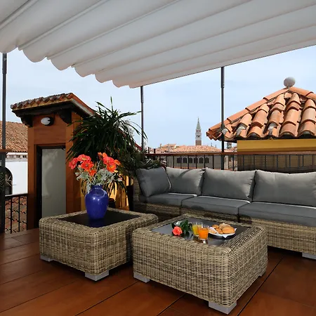 Hotel Unahotels Ala Venezia-adults 16 Venice