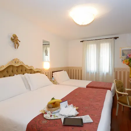Unahotels Ala Venezia-adults 16 Hotel 3*