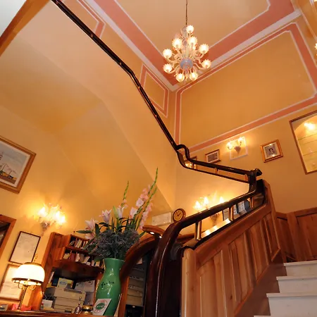 Hotel Castello Veneza