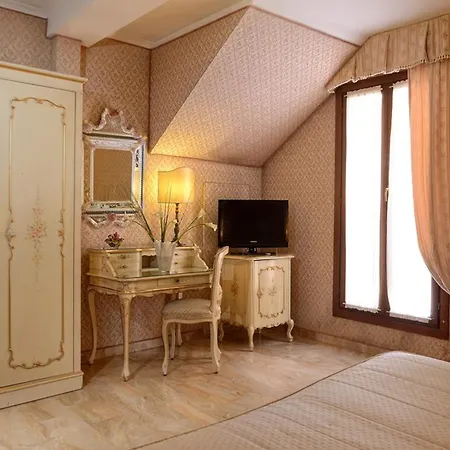 Canaletto 3*