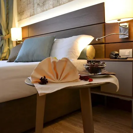 Lh Sirio 4* Velence