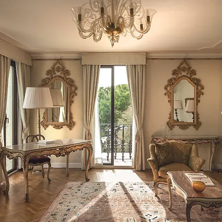 Cipriani, A Belmond Hotel, Hotel