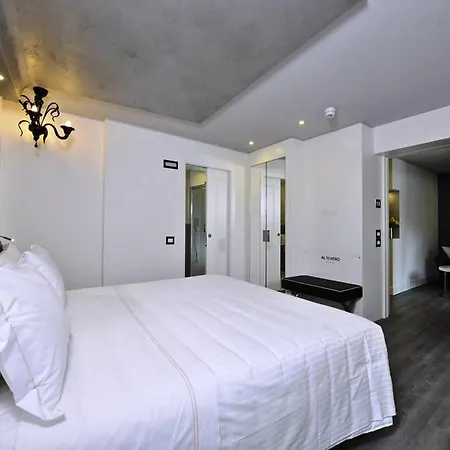 Al Theatro Palace Hotel 4*