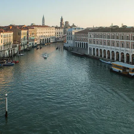 Ai Santi Apostoli Venecia
