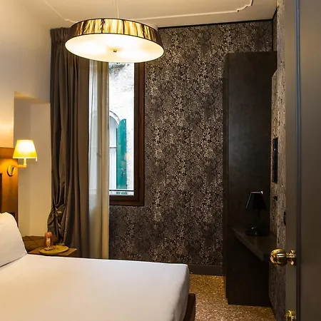 Riva Del Vin Boutique Hotel Benátky