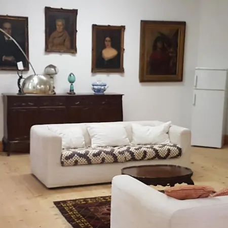 Гостевой дом Sarlette Cozy *