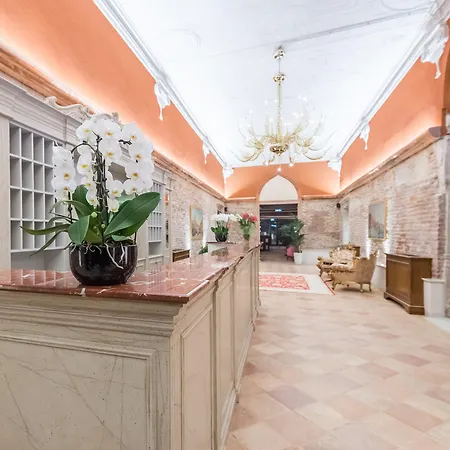 Hotell Nani Mocenigo Palace 5*
