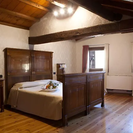 Charming Palace Santa Fosca בית הארחה