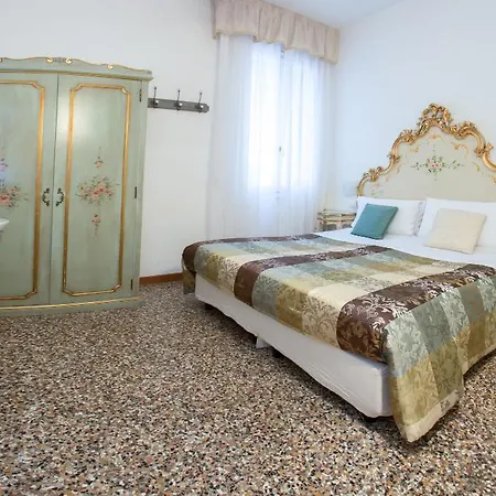 Casa Petrarca *