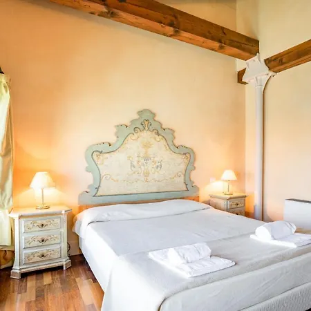 Apartment Molino Stucky Ii
