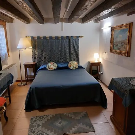 Residenza San Maurizio بيت ضيافة