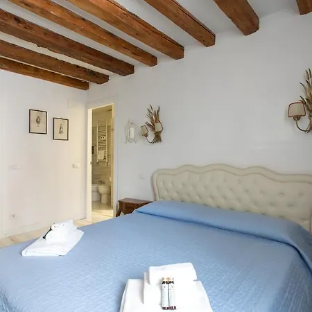 S. Maurizio - Apartment *