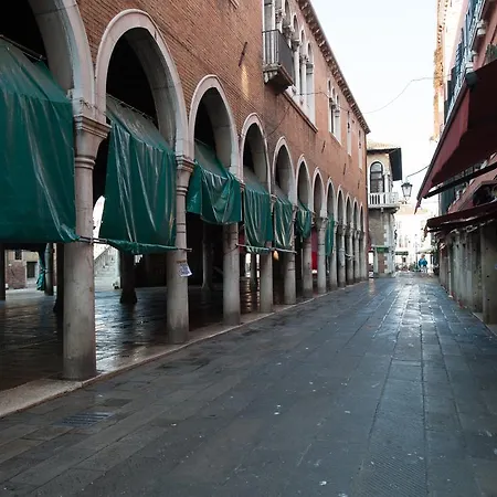 The Lion's House Apt3 Venice